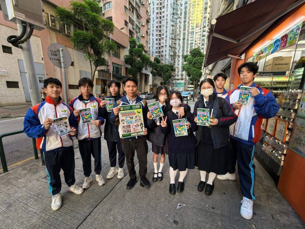 司警局走進社區青少年活動場所宣傳防騙。澳門政府新聞局圖片